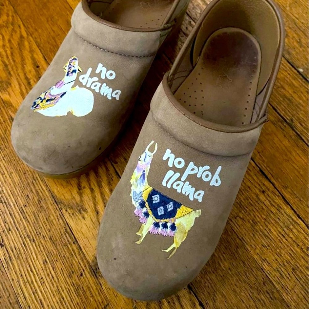Dansko llama clogs, great condition, size 38 (7.5-8)